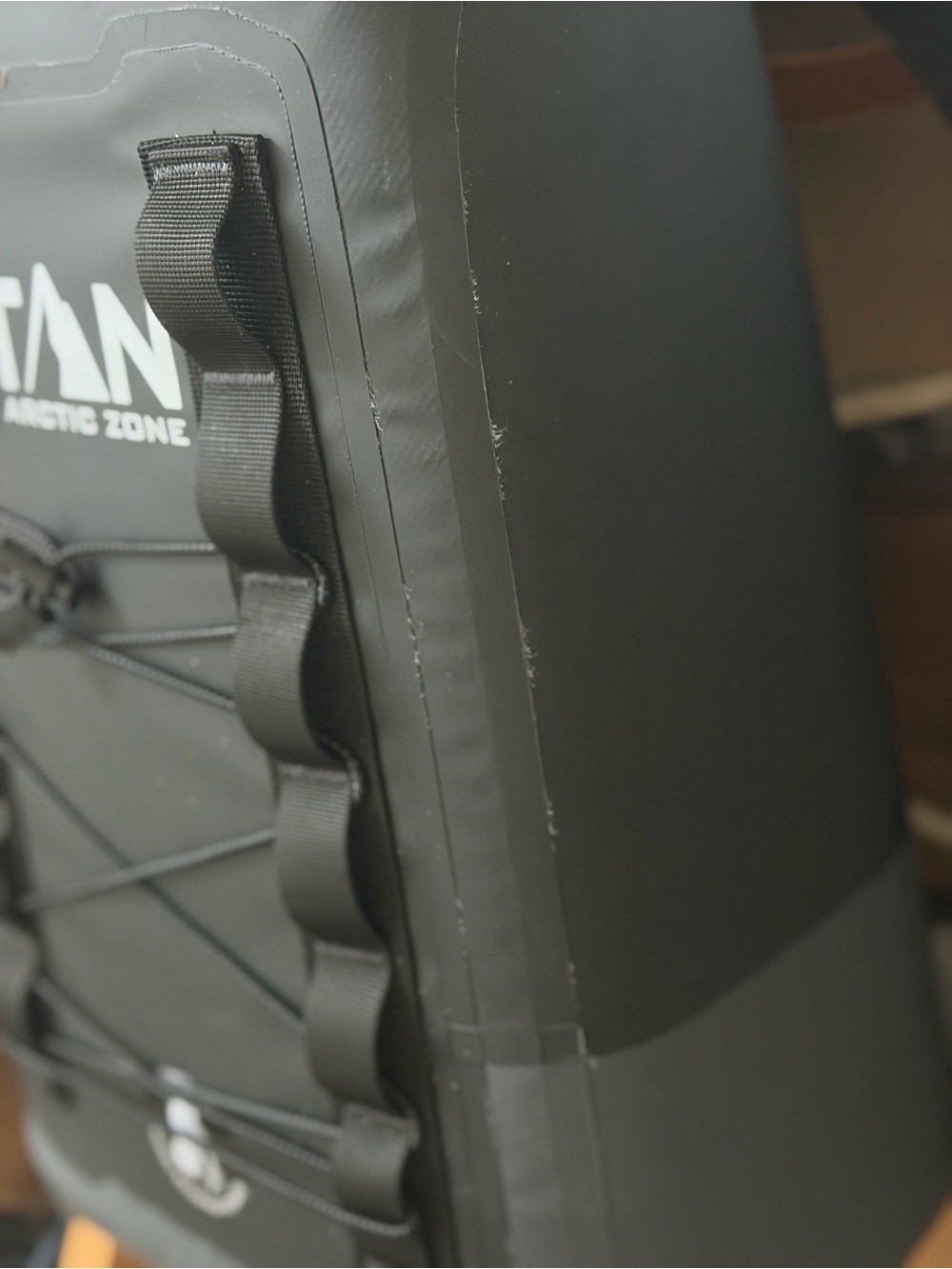 Titan Black Men’s Waterproof Backpack with Bungee Gear System - Picture 6 of 7